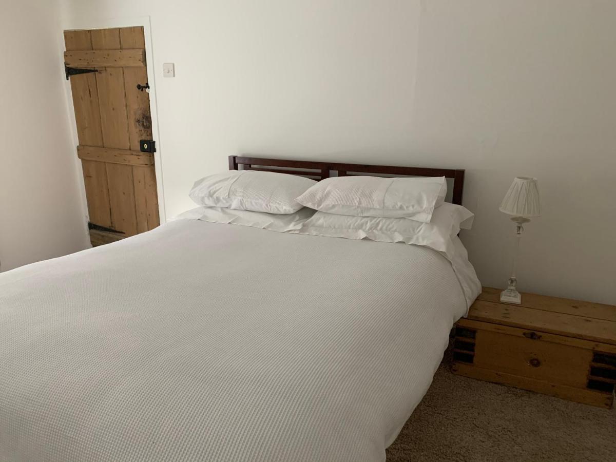 Bell Cottage ميلدنهال المظهر الخارجي الصورة